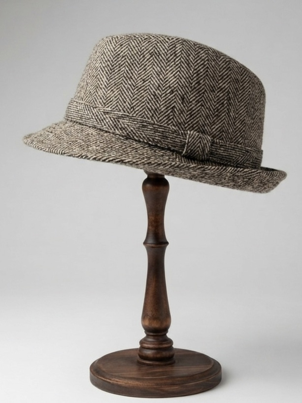 Classic Vintage-Inspired Herringbone Fedora